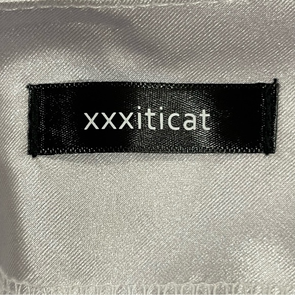 xxxiticat Women's Sleeveless Spaghetti Strap Satin White Midi Dress - Picture 7 of 8